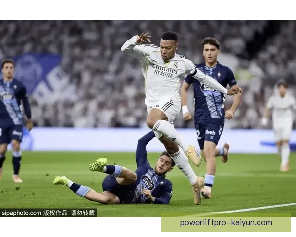 托比亚斯在皇马B队的表现稳健，持续吸引球迷关注。